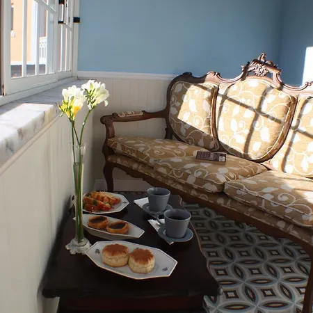 Acucena Vintage Couette-café