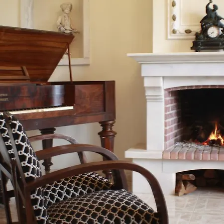Acucena Vintage Bed & Breakfast